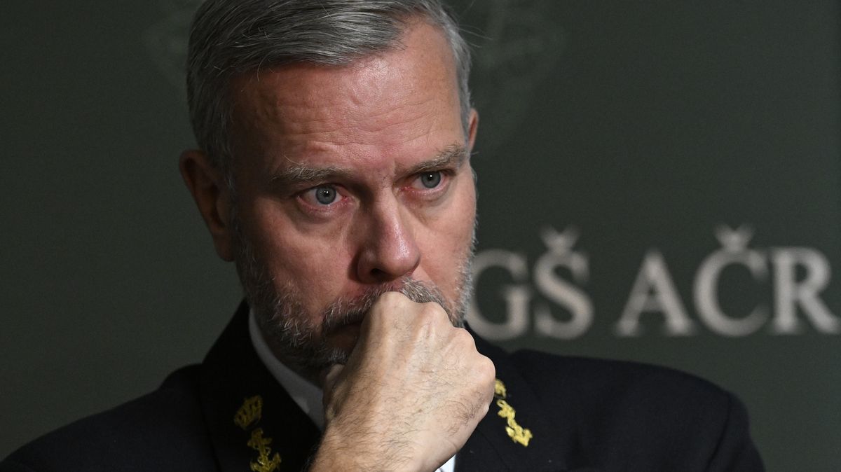Rusko nesmí na Ukrajině vyhrát, řekl v Praze předseda Vojenského výboru NATO Rob Bauer